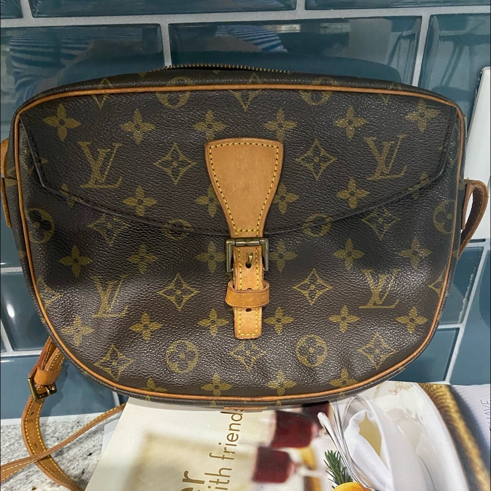 Louis Vuitton Crossbody
